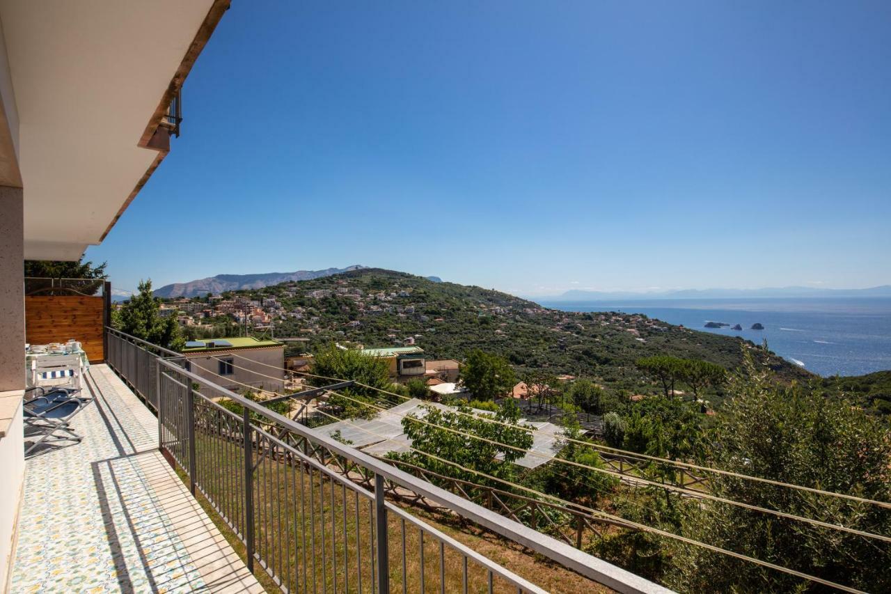 Geca'S House - Panoramic Sea View Studio Massa Lubrense Eksteriør billede